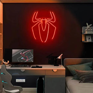Lampe Spider-Man : quand la lumière transforme une chambre en véritable repaire de super-héros