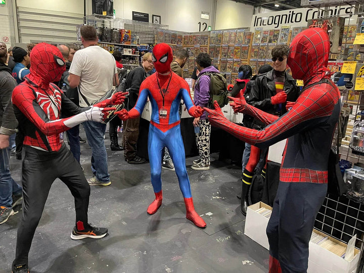Hoe verkleed je je als Spider-Man voor een Comic Con of cosplay-evenement?